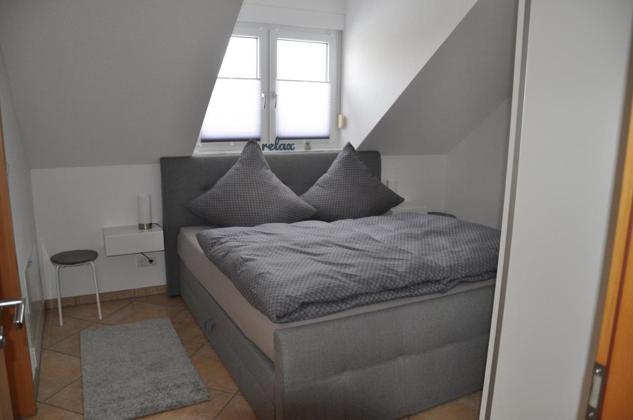 Schnurs Ferienwohnung Römerberg Extérieur photo